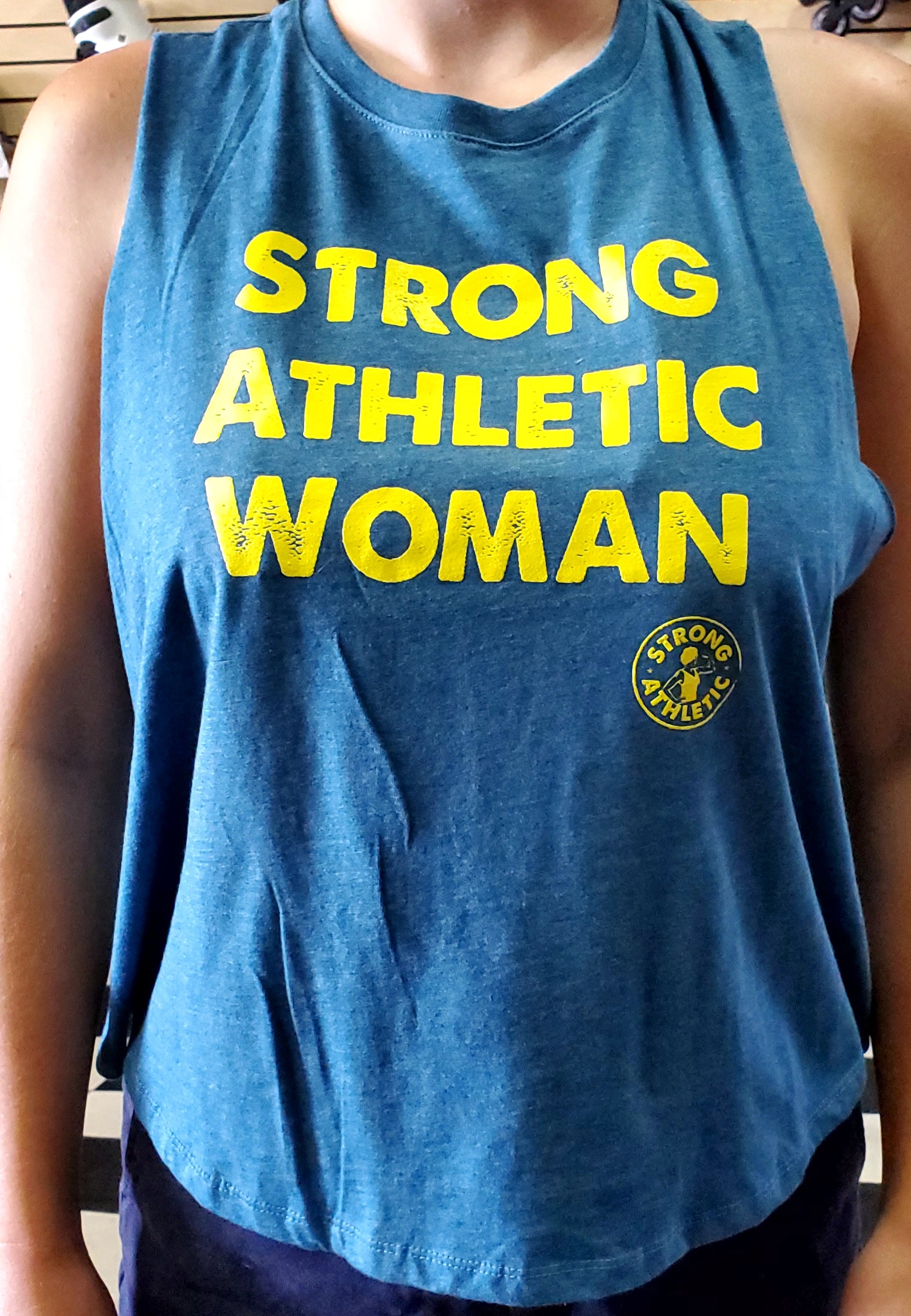 Strong Athletic Women Crop Tank